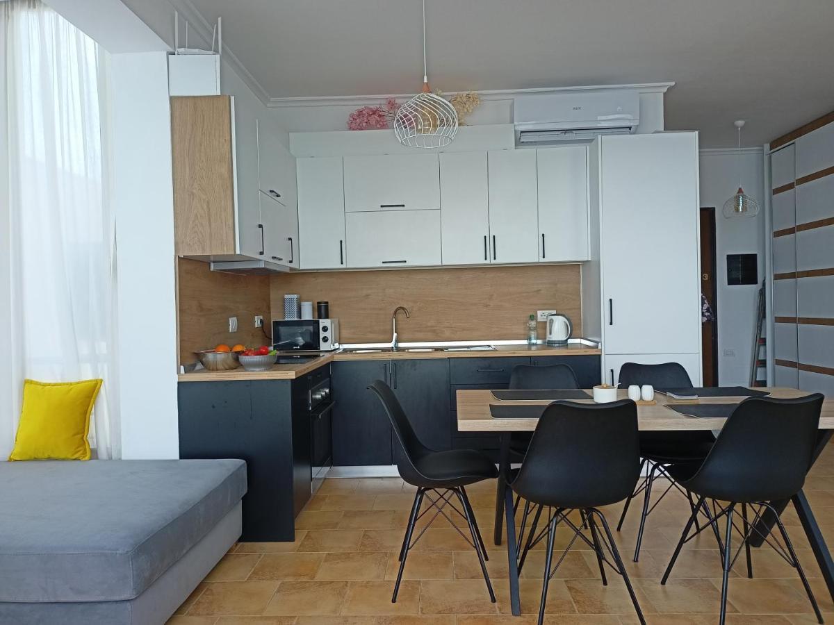 Apartman Dagmar Durrës Exteriör bild