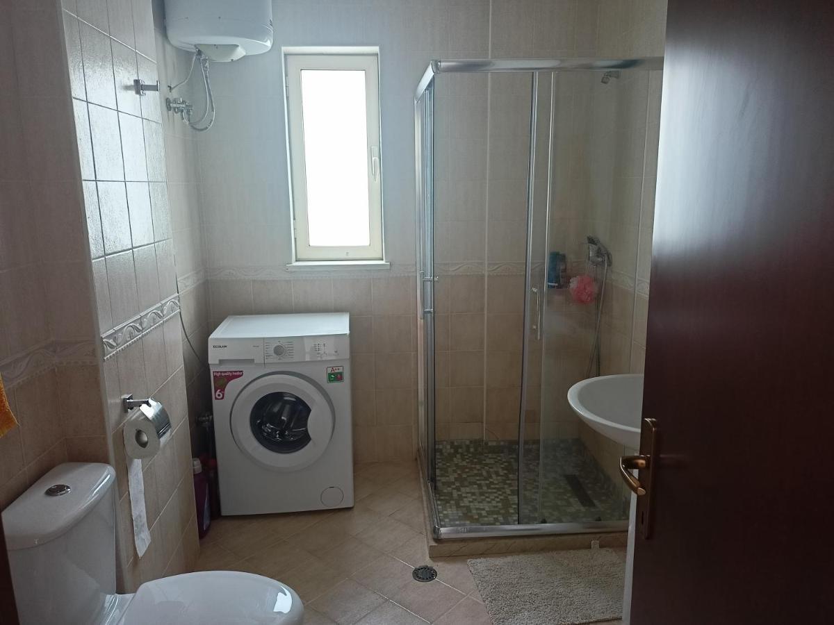 Apartman Dagmar Durrës Exteriör bild