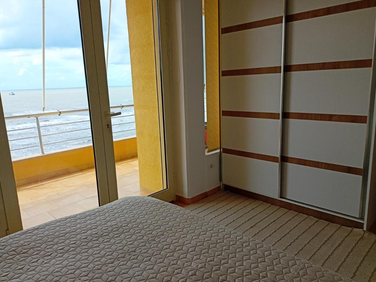 Apartman Dagmar Durrës Exteriör bild